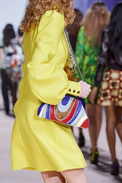 Look 73